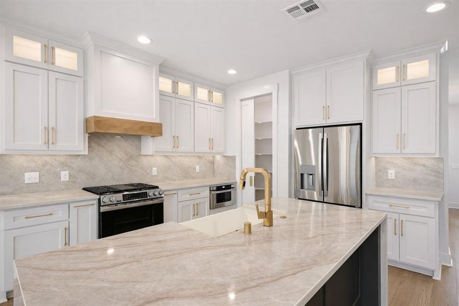 Furnished interior view inside a new home in , Pottsboro (Image 10).