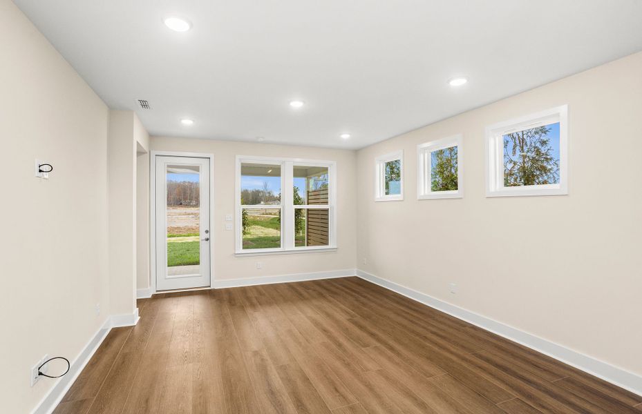 Spacious, unfurnished interior of a new home in Del Webb Barton Village, Lebanon (Image 17). Spacious, unfurnished interior of a new home in Del Webb Barton Village, Lebanon (Image 17).
