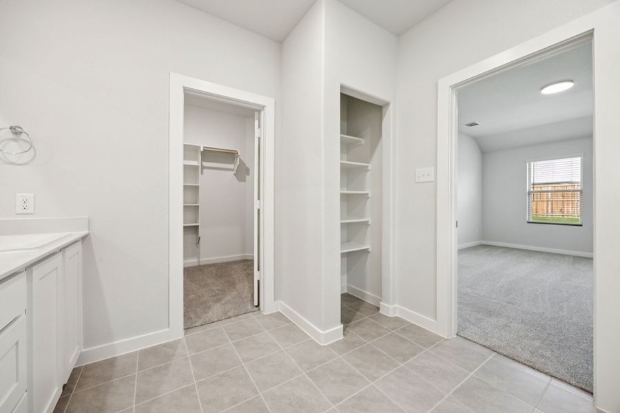 Primary Bathroom in the Emmy II home plan by Trophy Signature Homes - REPRESENTATIVE PHOTO Primary Bathroom in the Emmy II home plan by Trophy Signature Homes - REPRESENTATIVE PHOTO
