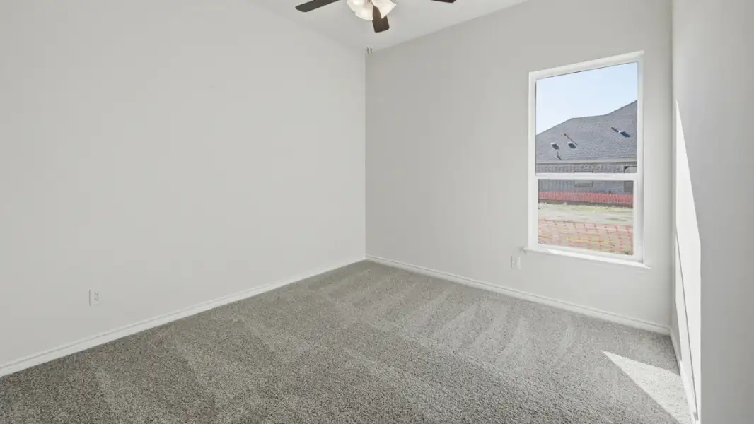 Spacious, unfurnished interior of a new home in Madera, Royse City (Image 29).