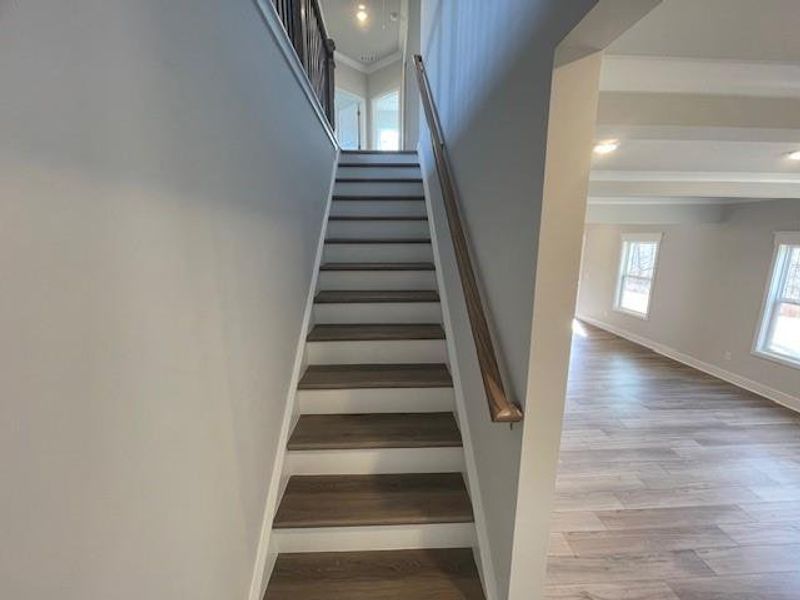 Spacious, unfurnished interior of a new home in Ponderosa Farms Estates, Gainesville (Image 23).