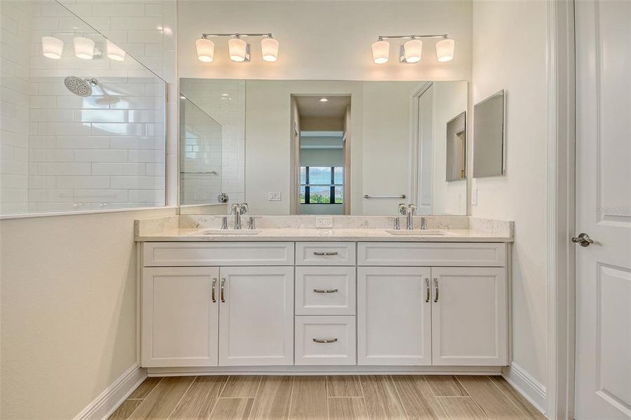 Furnished interior view inside a new home in Canoe Creek, Parrish (Image 17).