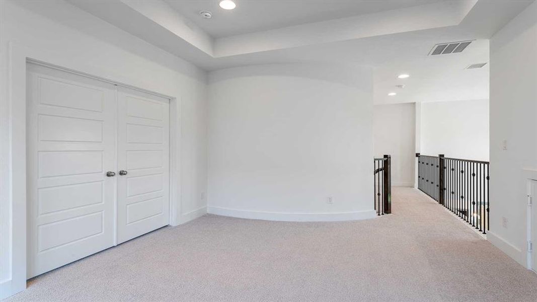 Spacious, unfurnished interior of a new home in Trinity Falls 60', McKinney (Image 11). Spacious, unfurnished interior of a new home in Trinity Falls 60', McKinney (Image 11).