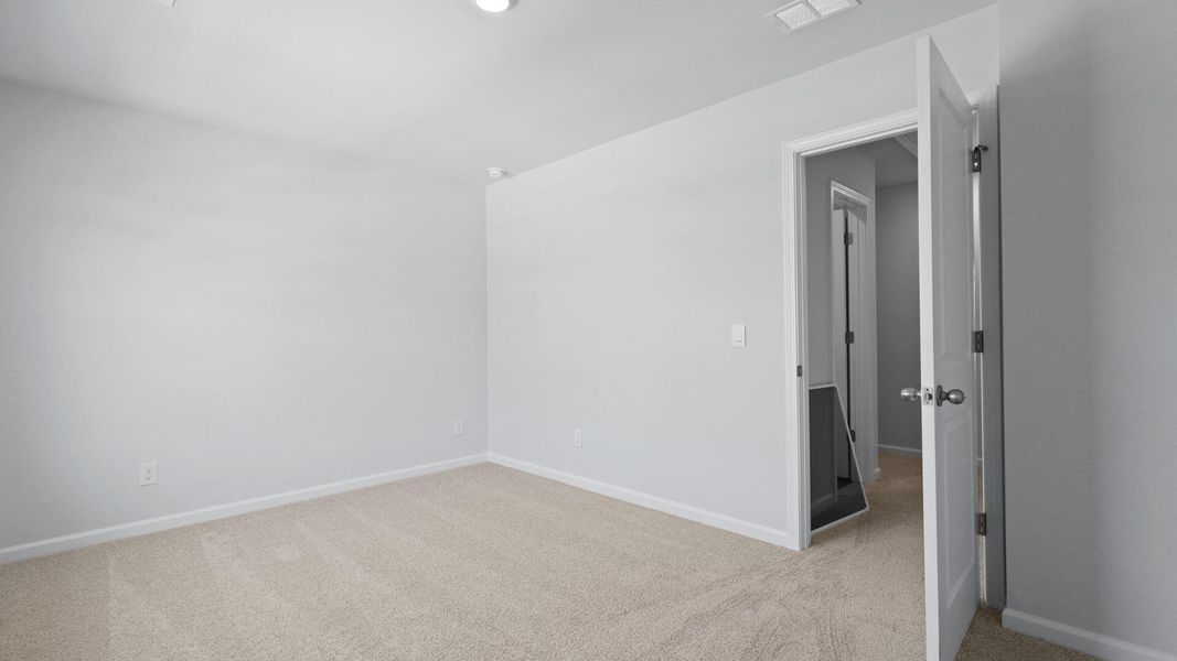Spacious, unfurnished interior of a new home in Hillcrest, Ravenel (Image 19).