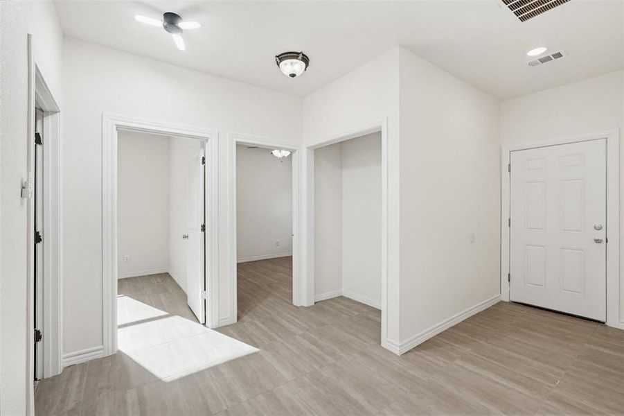 Spacious, unfurnished interior of a new home in , Fort Worth (Image 15).