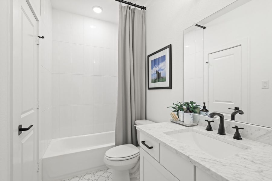 Furnished interior view inside a new home in Harvest Green 50', Richmond (Image 39).