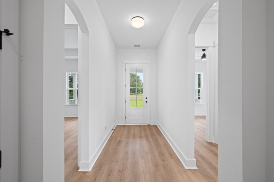 Representative unfurnished interior of a home built from the Sara by Hunter Quinn Homes in Palm Coast Homes, Palm Coast (Image 23).