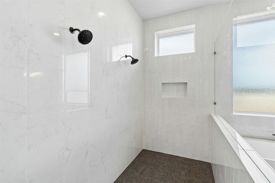 Spacious, unfurnished interior of a new home in Leander Estates, Leander (Image 26).