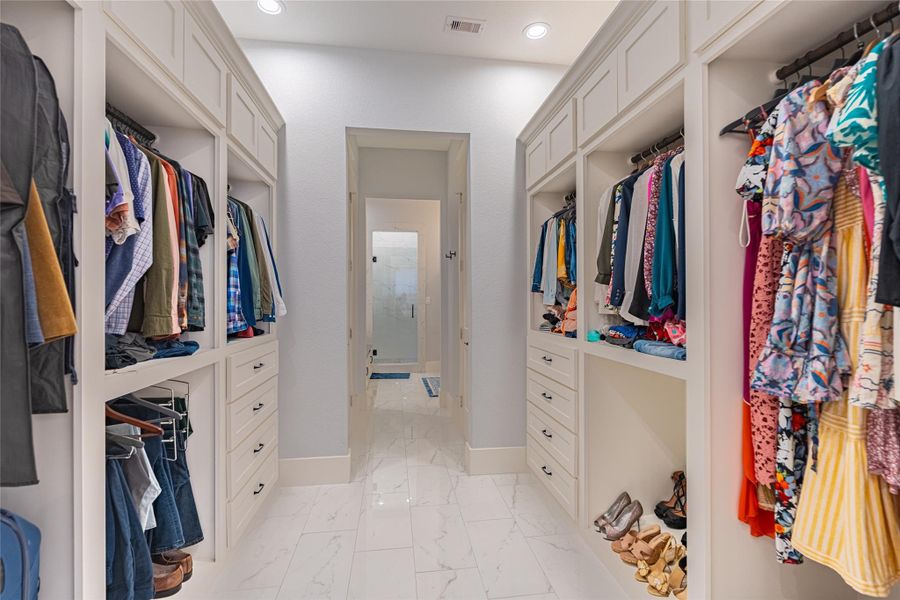 Image 20 of a home in . Image 20 of a home in .