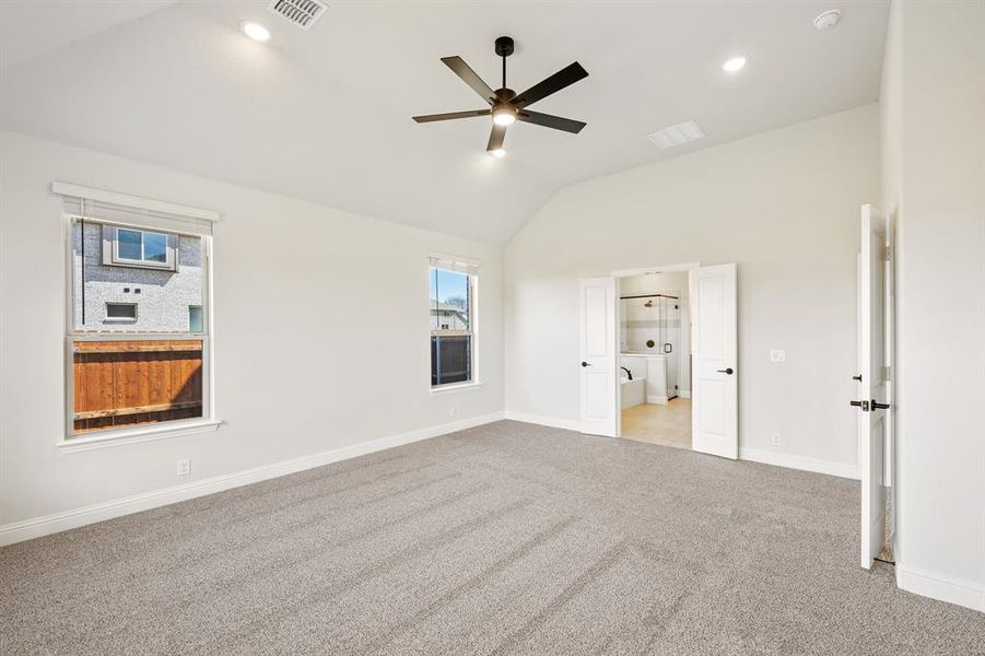 Spacious, unfurnished interior of a new home in Glenwood Meadows, Argyle (Image 36). Spacious, unfurnished interior of a new home in Glenwood Meadows, Argyle (Image 36).