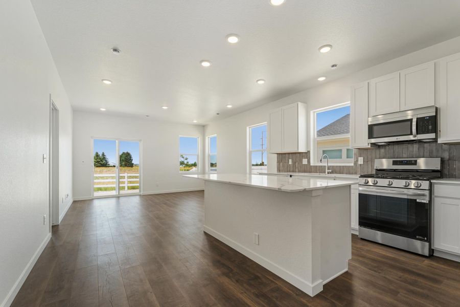 Furnished interior view inside a new home in Union Colony West, Greeley (Image 10).