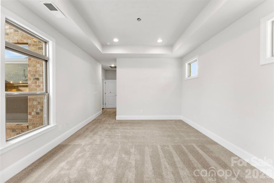 Spacious, unfurnished interior of a new home in The Courtyards on New Hope, Gastonia (Image 26). Spacious, unfurnished interior of a new home in The Courtyards on New Hope, Gastonia (Image 26).