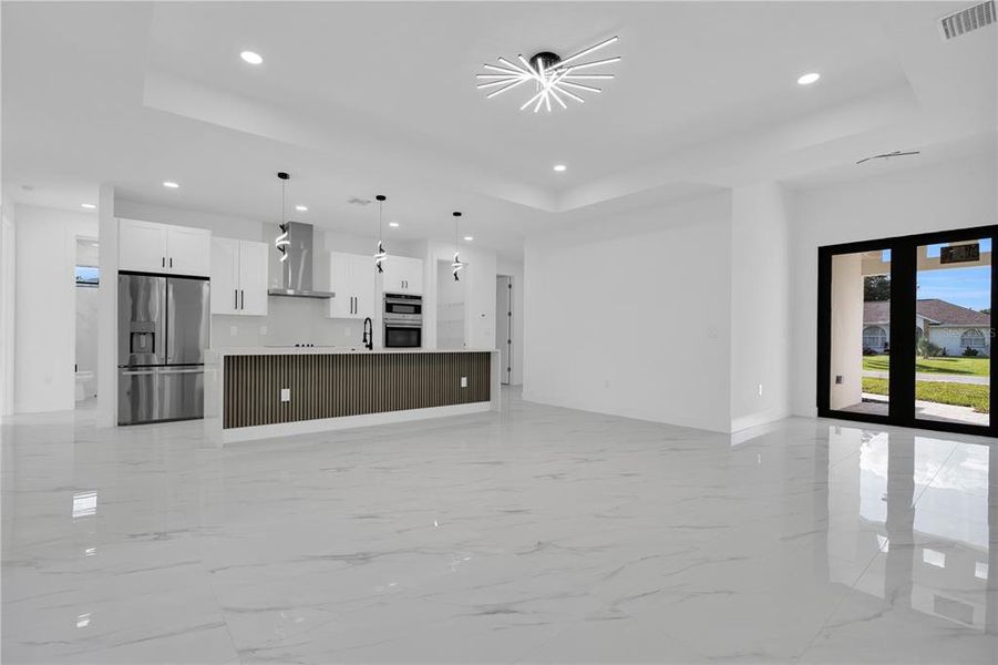 Spacious, unfurnished interior of a new home in , Punta Gorda (Image 12).