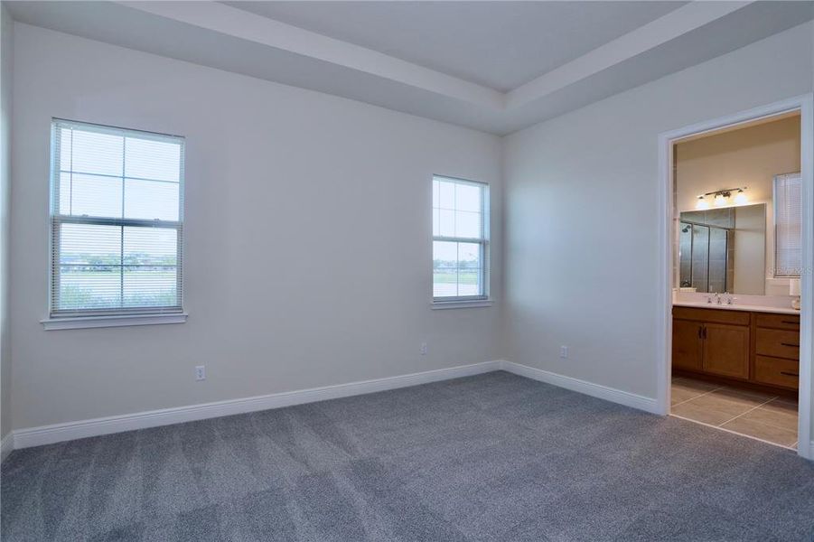 Spacious, unfurnished interior of a new home in , St. Cloud (Image 13).