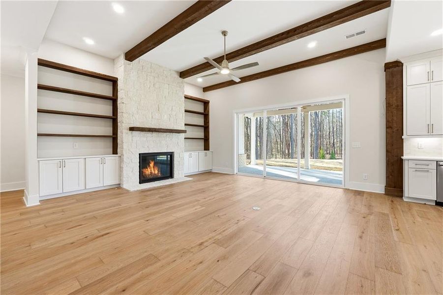 Spacious, unfurnished interior of a new home in , Marietta (Image 8).