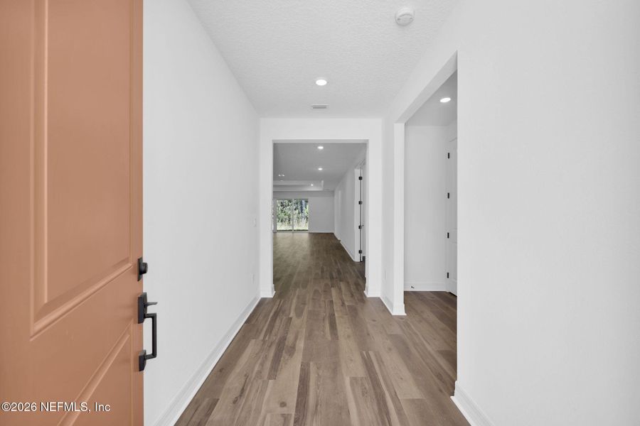 Spacious, unfurnished interior of a new home in Wingate Landing, Jacksonville (Image 18). Spacious, unfurnished interior of a new home in Wingate Landing, Jacksonville (Image 18).