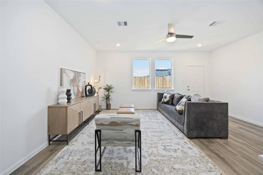 Furnished interior view inside a new home in Mansfield Estates, Houston (Image 5).