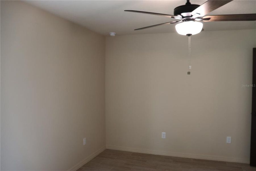 Spacious, unfurnished interior of a new home in , Ocala (Image 13).