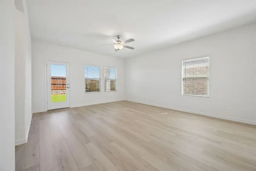 Spacious, unfurnished interior of a new home in Parks at Foster Crossing - Spring Series, Anna (Image 23).