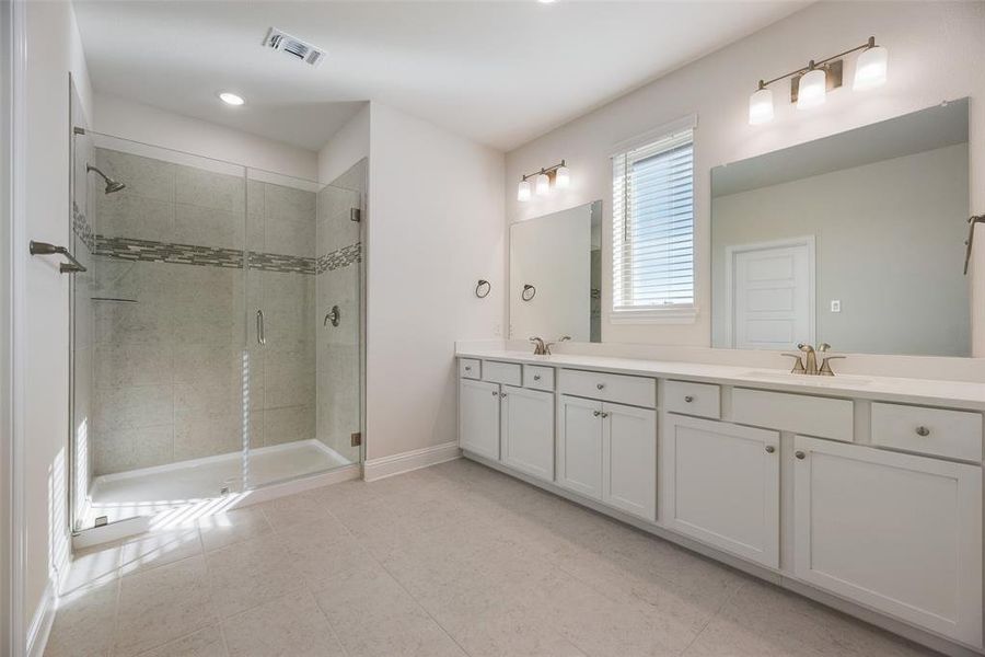 Furnished interior view inside a new home in Sutton Fields, Celina (Image 10). Furnished interior view inside a new home in Sutton Fields, Celina (Image 10).