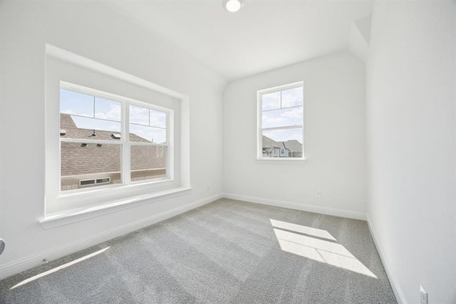 Spacious, unfurnished interior of a new home in Breezy Hill, Rockwall (Image 13). Spacious, unfurnished interior of a new home in Breezy Hill, Rockwall (Image 13).