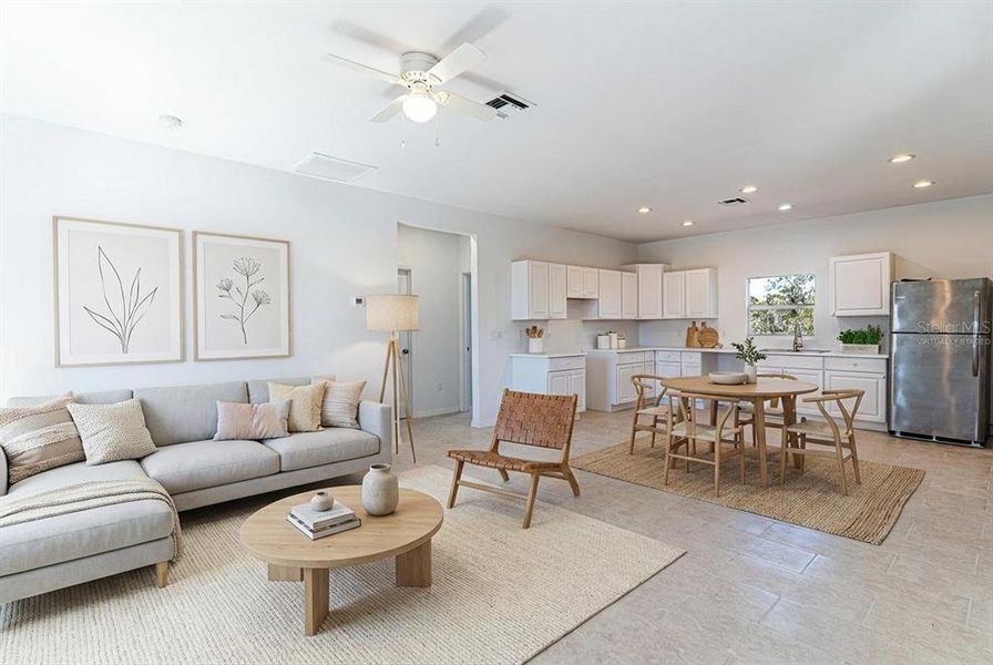 Furnished interior view inside a new home in , Lake Placid (Image 3).