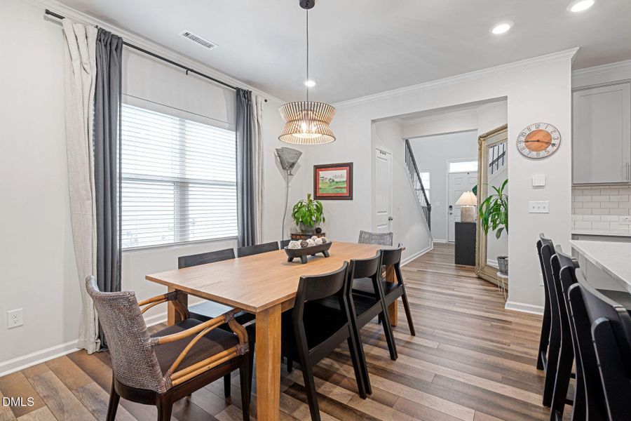 51-web-or-mls-4004-mount-moran-rd