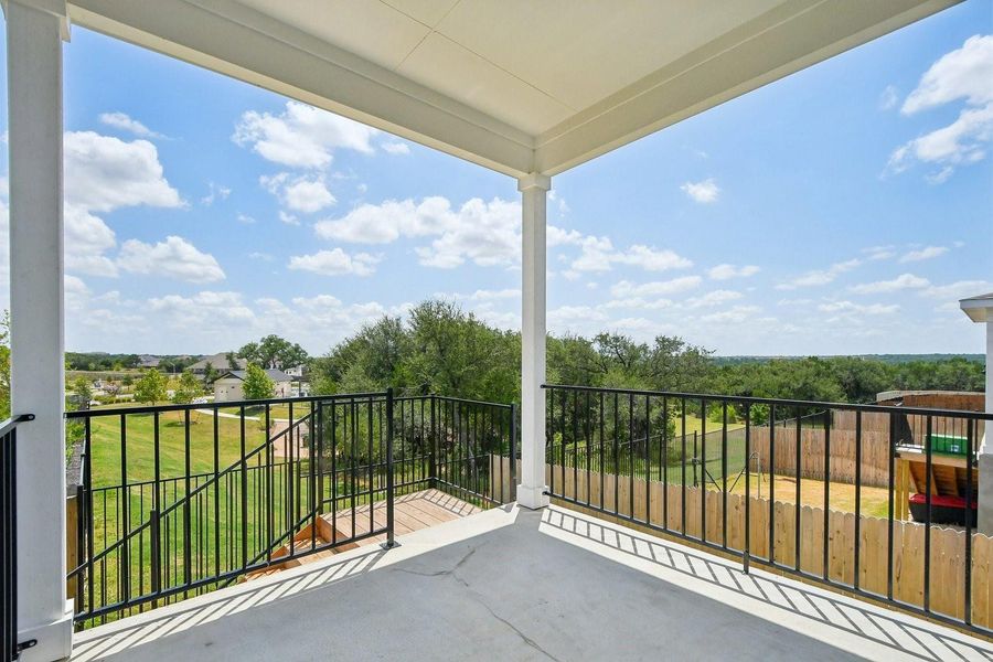 Exterior details and patio area of a home in Jennings Place, Georgetown (Image 3).
