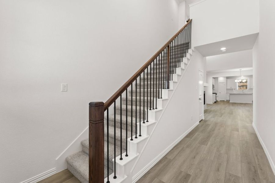 Representative unfurnished interior of a home built from the Lamar by UnionMain Homes in Reunion, Rhome (Image 17).