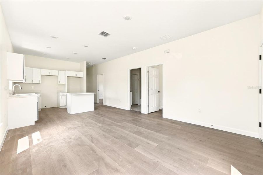 Spacious, unfurnished interior of a new home in , Titusville (Image 17).