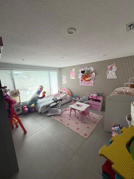 Image 35 of a home in .