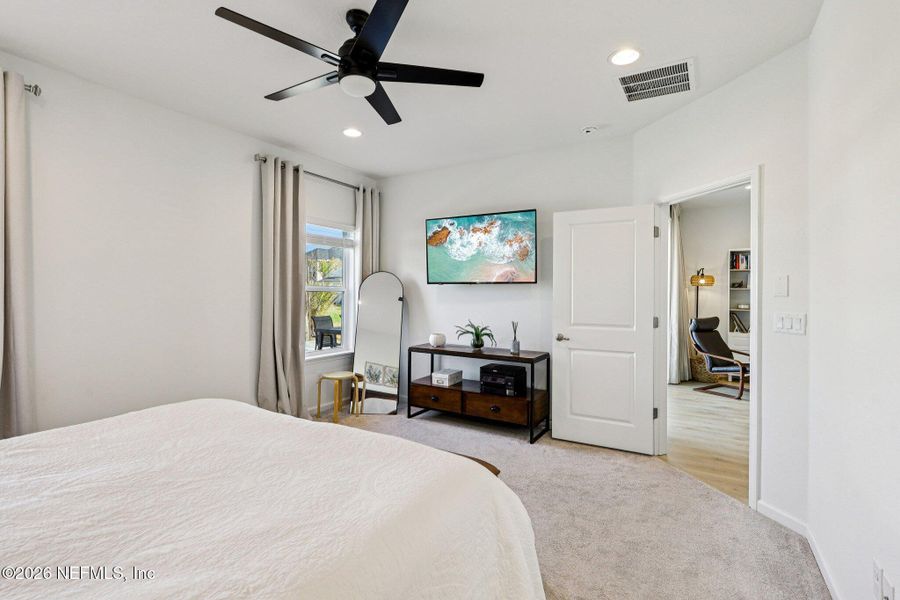 Furnished interior view inside a new home in Beacon Lake, St. Augustine (Image 51).