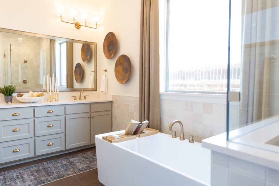 Representative furnished interior of a home built from the 5071 by Tradition Homes in Lakewood at Brookhollow – 60′ Lots, Prosper (Image 20).