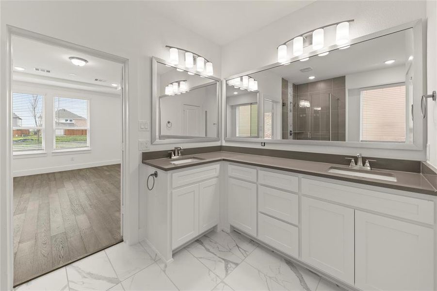 08. 1313 Overton - Bath (2) 08. 1313 Overton - Bath (2)