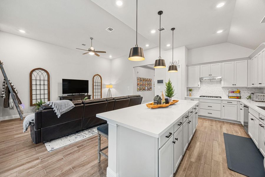 Furnished interior view inside a new home in , Tomball (Image 19).