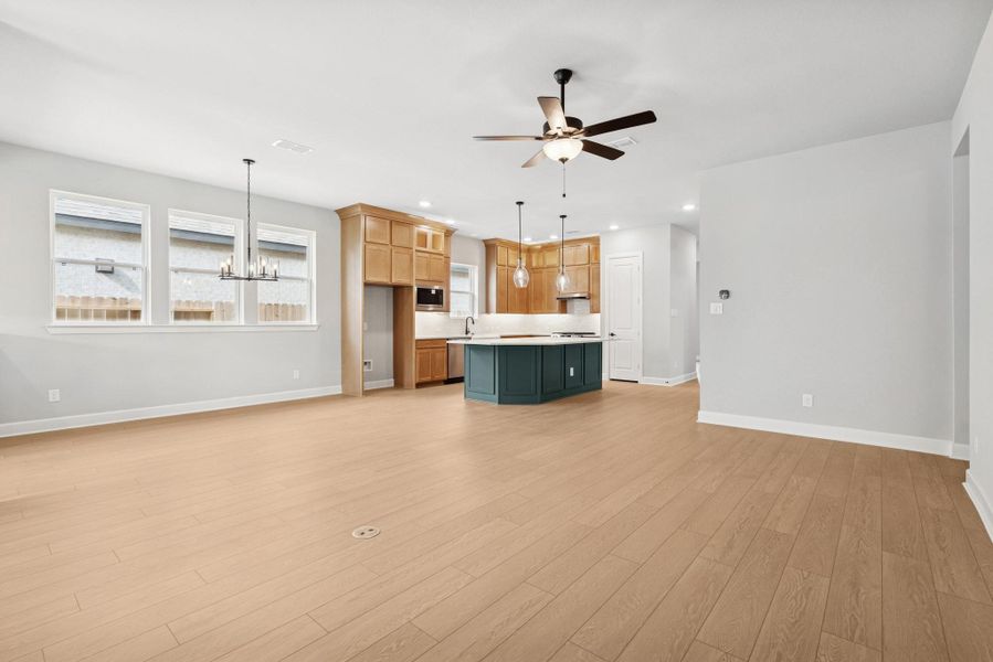 Spacious, unfurnished interior of a new home in Riceland 50’ Front Load Homesites, Mont Belvieu (Image 28). Spacious, unfurnished interior of a new home in Riceland 50’ Front Load Homesites, Mont Belvieu (Image 28).