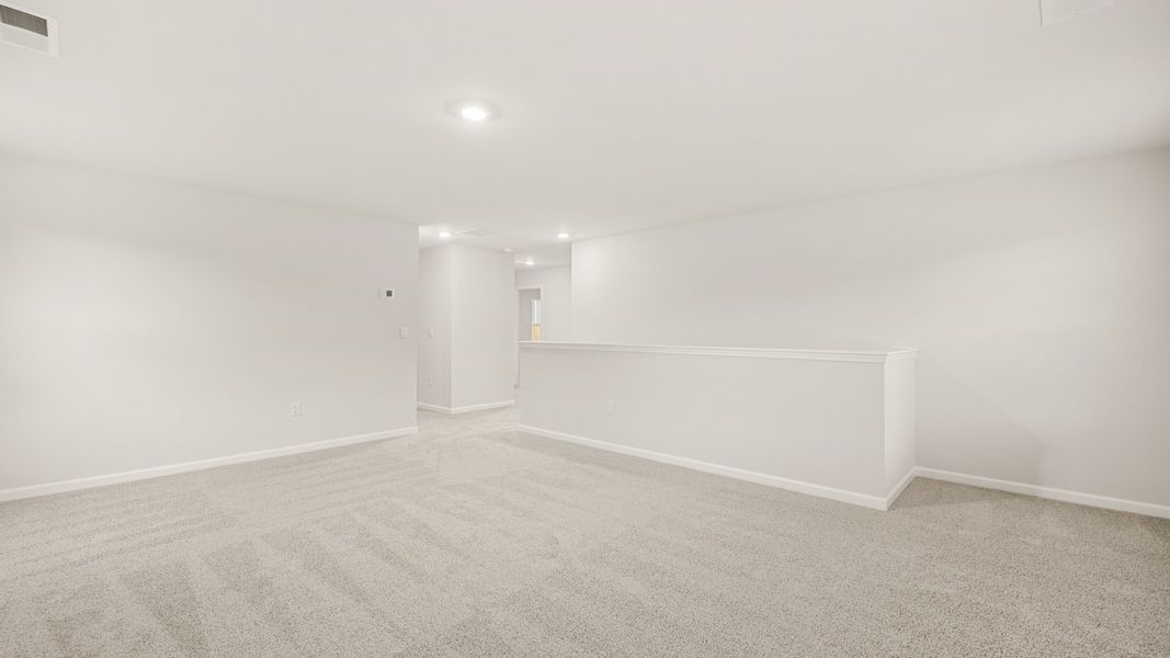 Spacious, unfurnished interior of a new home in Twin Lakes, Hoschton (Image 26).