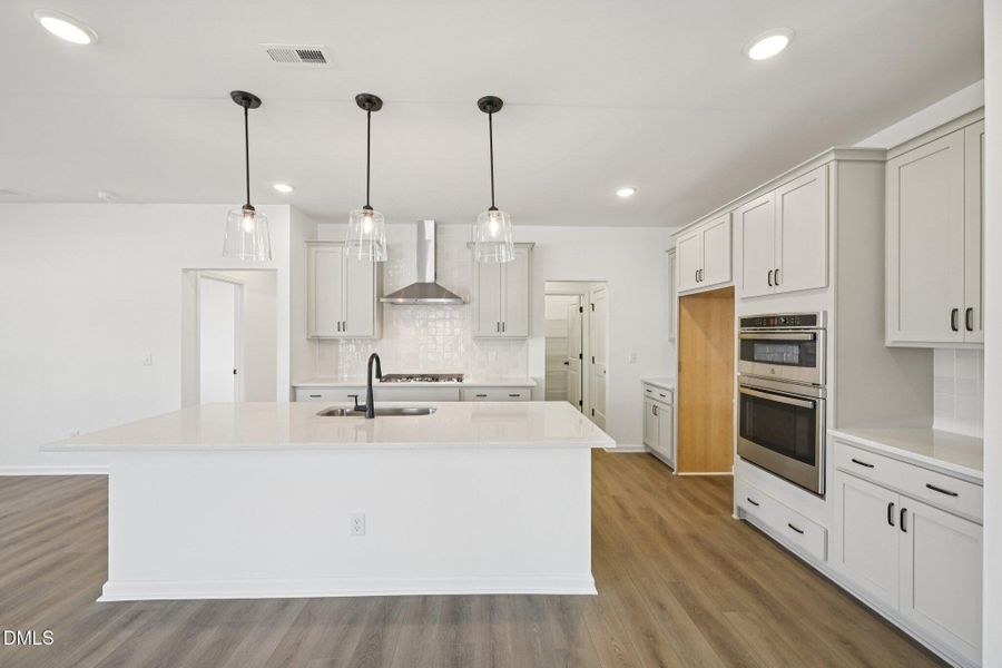 12-web-or-mls-Compeer Wy-S0603-012