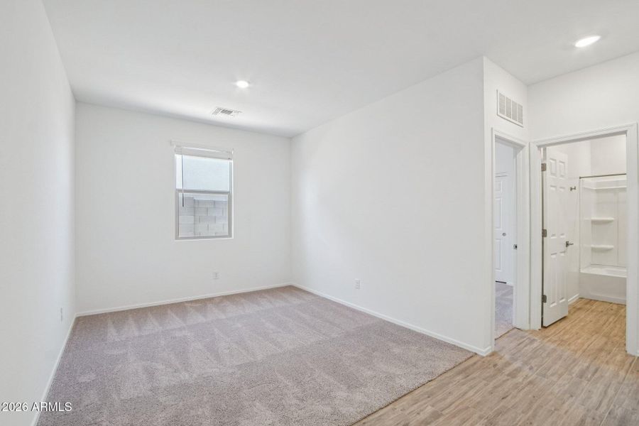 13-web-or-mls-W Mellen Ln-S3009-013