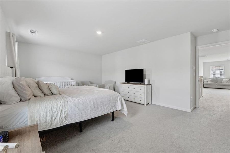 Furnished interior view inside a new home in Etowah Preserve, Dawsonville (Image 23).