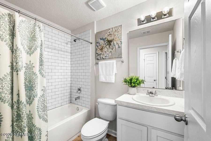 Furnished interior view inside a new home in , Jacksonville (Image 10).