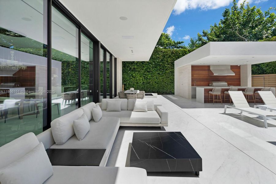 Image 43 of a home in . Image 43 of a home in .