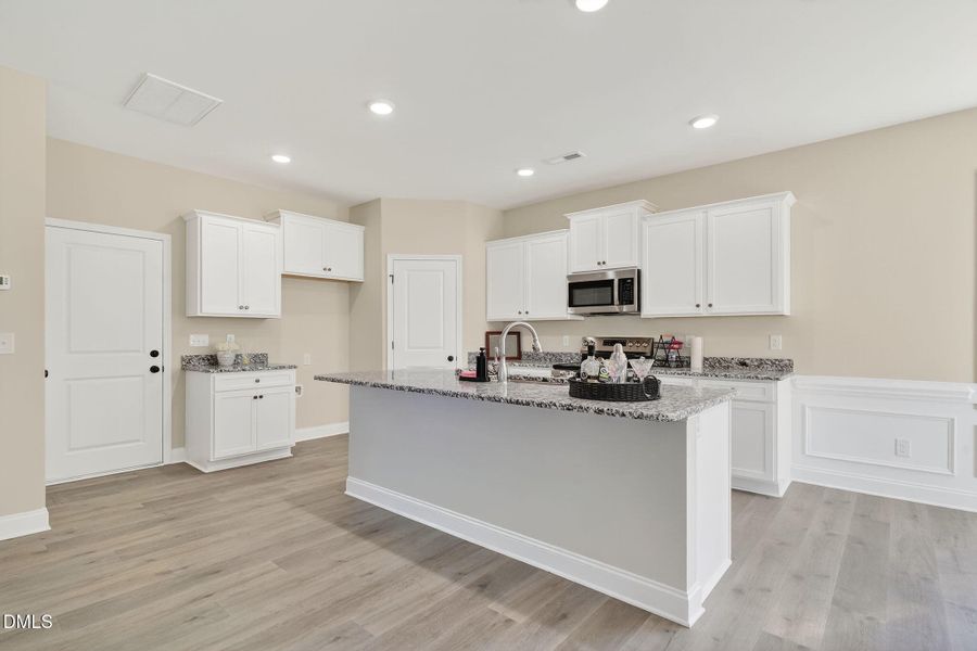 5-web-or-mls-_DSC7886 - Copy 5-web-or-mls-_DSC7886 - Copy