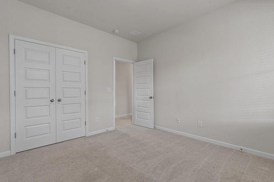 Spacious, unfurnished interior of a new home in Sweetgrass at Summers Corner, Summerville (Image 29). Spacious, unfurnished interior of a new home in Sweetgrass at Summers Corner, Summerville (Image 29).