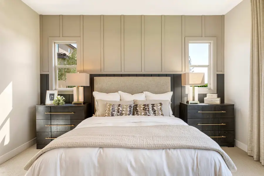 Representative furnished interior of a home built from the Violet Plan 5008 by Tri Pointe Homes in Soleo, San Tan Valley (Image 16).