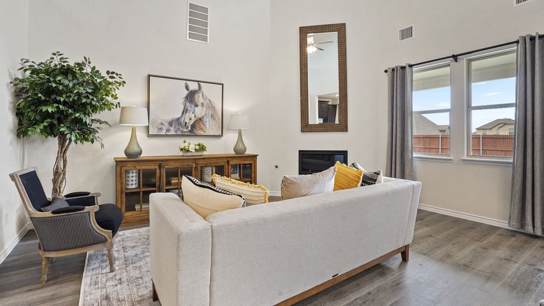 Furnished interior view inside a new home in Lakewood Trails, Forney (Image 10).