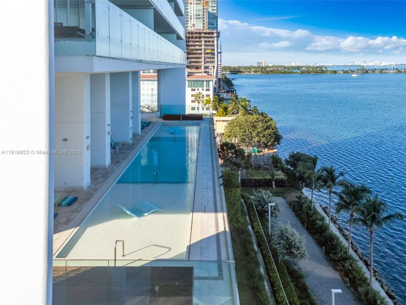 Condo located in Miami, FL showcasing its design and architecture (Image 17). Condo located in Miami, FL showcasing its design and architecture (Image 17).