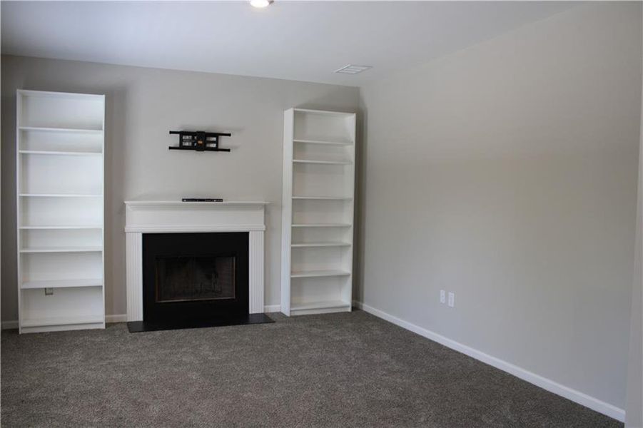 Spacious, unfurnished interior of a new home in , Dallas (Image 68). Spacious, unfurnished interior of a new home in , Dallas (Image 68).