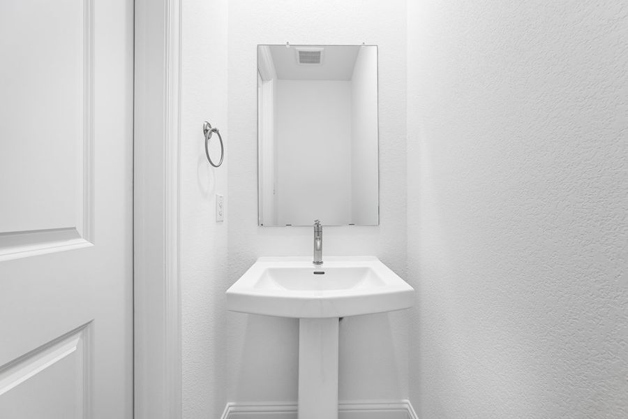 Image 34 of a home in South Oak 50s.