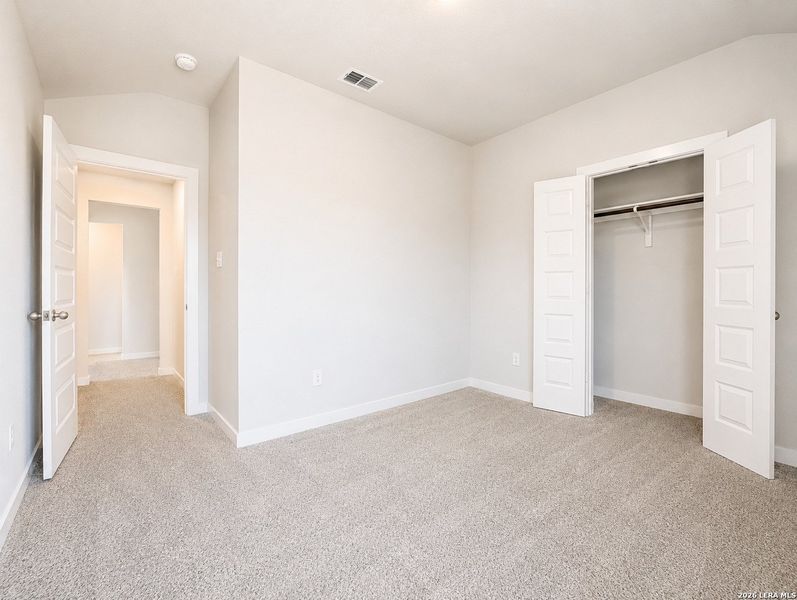 Spacious, unfurnished interior of a new home in Cordova Crossing, Seguin (Image 11).